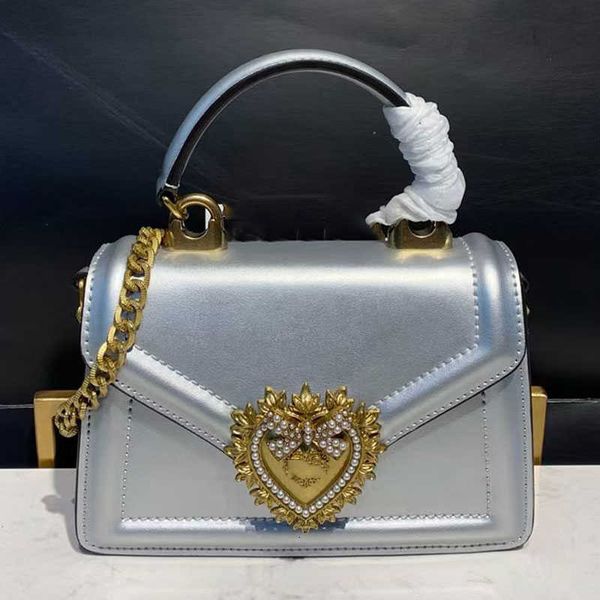 messenger bag flap handbag chain crossbody shoulder bags women hand purse genuine leather jewelry heart buckle wallets
messenger bag flap handbag chain crossbody shoulder bags women hand purse genuine leather jewelry heart buckle wallets