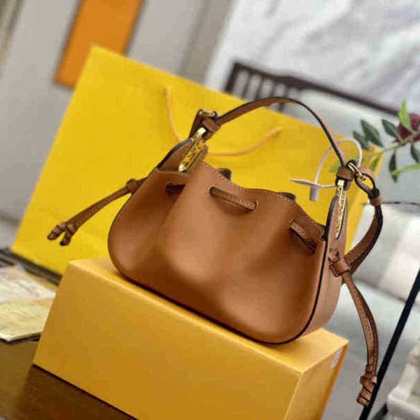 shoulder bucket bags woman women brown handbag designers wrinkled drawstring leather luxury designer handbags tote crossbody female purses
shoulder bucket bags woman women brown handbag designers wrinkled drawstring leather luxury designer handbags tote crossbody female purses