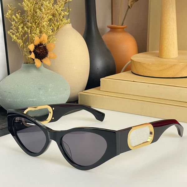 designer men and women sunglasses fe40049i classic new fashion luxury retro uv protection unique design mirror leg independent letter, White;black
designer men and women sunglasses fe40049i classic new fashion luxury retro uv protection unique design mirror leg independent letter, White;black