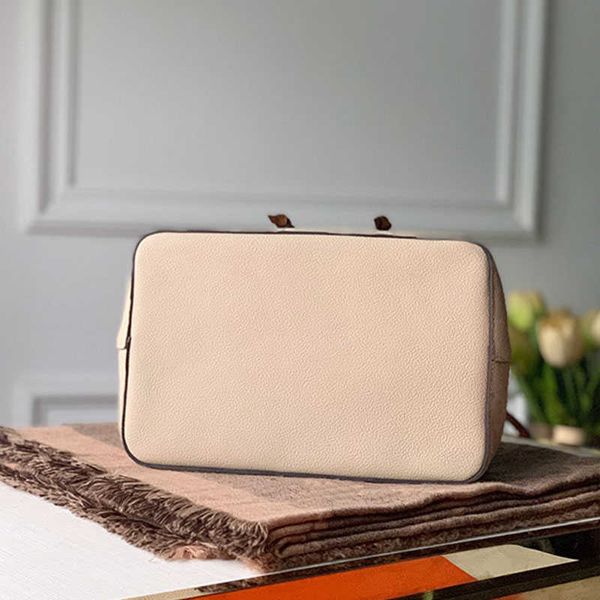 designer luxury women the tote bag fashion versatile handbags shoulder crossbody bags purse tories totes large capacity saddle wallets 7a nb
designer luxury women the tote bag fashion versatile handbags shoulder crossbody bags purse tories totes large capacity saddle wallets 7a nb