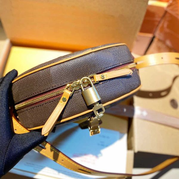 designer luxury women the tote bag fashion versatile handbags shoulder crossbody bags purse tories totes large capacity saddle wallets 7a hs
designer luxury women the tote bag fashion versatile handbags shoulder crossbody bags purse tories totes large capacity saddle wallets 7a hs