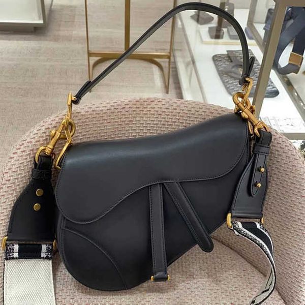 designer leather bags luxury saddle handbag fashion ladies crossbody letters shoulder bag handbags with dustproof
designer leather bags luxury saddle handbag fashion ladies crossbody letters shoulder bag handbags with dustproof