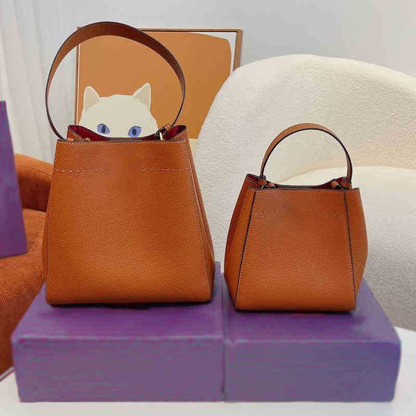 designer luxury women bag tory handbag tb fashion inclined shoulder bags versatile purses tories burchs totes large capacity saddle coal wal
designer luxury women bag tory handbag tb fashion inclined shoulder bags versatile purses tories burchs totes large capacity saddle coal wal