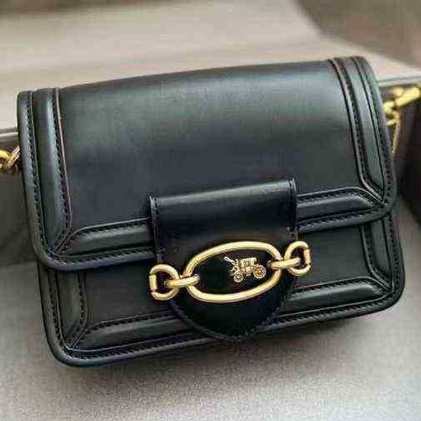 designer luxury women the tote bag fashion versatile handbags shoulder crossbody bags purse telfars totes large capacity saddle wallets 7a 3
designer luxury women the tote bag fashion versatile handbags shoulder crossbody bags purse telfars totes large capacity saddle wallets 7a 3