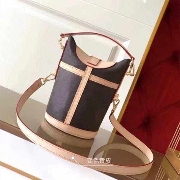 designer luxury women bags handbags totes bag womens crossbody handbag loulou lvs fashion capacity versatile shoulder pursest 7a quality azs
designer luxury women bags handbags totes bag womens crossbody handbag loulou lvs fashion capacity versatile shoulder pursest 7a quality azs