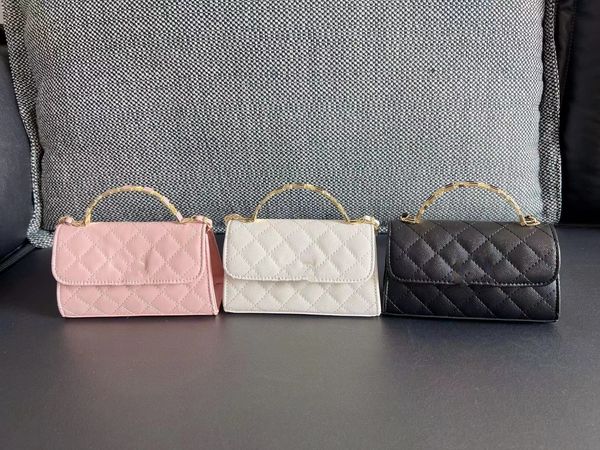 coin purses wallets fashion women designer cosmetic bags organizer famous makeup bag travel pouch make up ladies cluch purses organizador to, Red;black
coin purses wallets fashion women designer cosmetic bags organizer famous makeup bag travel pouch make up ladies cluch purses organizador to, Red;black