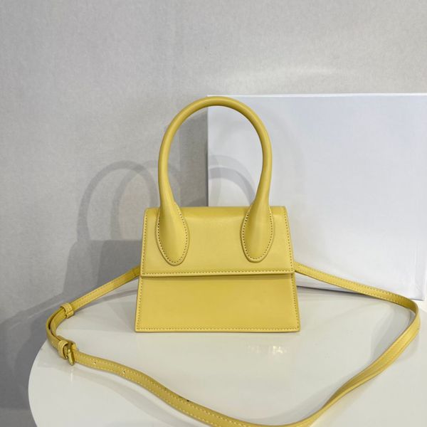 luxury women handbags cross body bags designer circle hand design high-grade texture single shoulder messenger cowhide thin shoulder strapba
luxury women handbags cross body bags designer circle hand design high-grade texture single shoulder messenger cowhide thin shoulder strapba