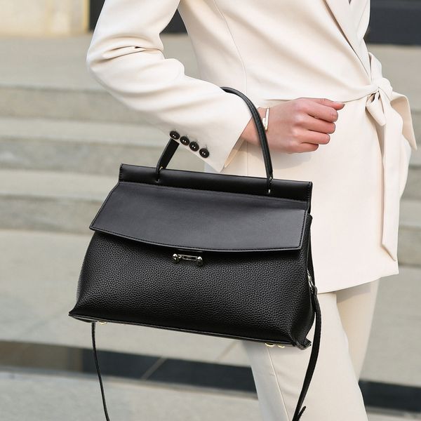 women inclined shoulder bags fashion casual womens bag small handbag totes high-capacity genuine leather large volume wholesale girl mobile
women inclined shoulder bags fashion casual womens bag small handbag totes high-capacity genuine leather large volume wholesale girl mobile