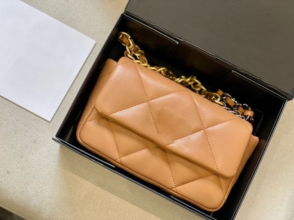 luxury tote purses brand handbag message bags shoulder bag genuine leather crossbody 5a quality caviar designer chain 20cm flap quilted doub
luxury tote purses brand handbag message bags shoulder bag genuine leather crossbody 5a quality caviar designer chain 20cm flap quilted doub