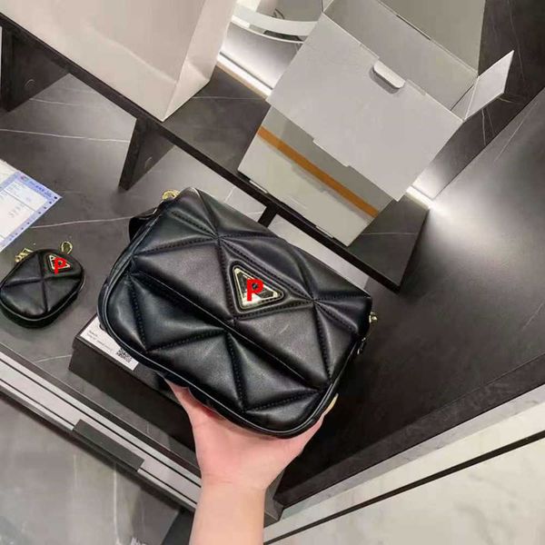 factory wholesale new 2023 family's standard chain single shoulder messenger women's is fashionable and versatile cloud armpit thr
factory wholesale new 2023 family's standard chain single shoulder messenger women's is fashionable and versatile cloud armpit thr