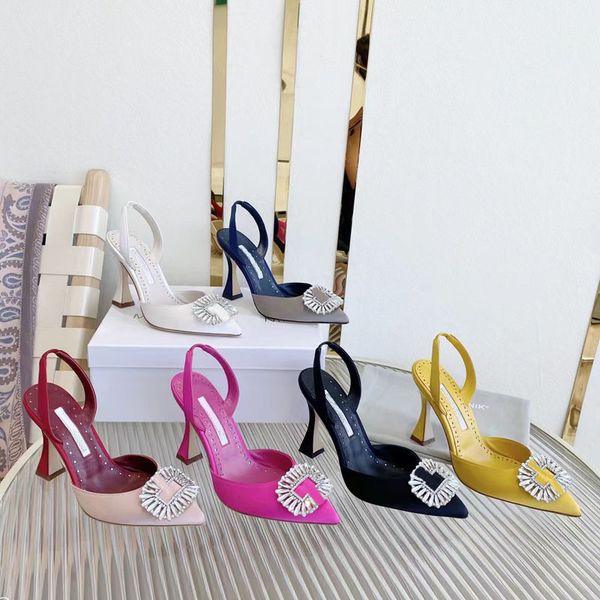 2022 designer pointed toe high heels sandals womens luxury 100% leather fashion after strappy hollow out shoes lady covered toe diamond buck, Black
2022 designer pointed toe high heels sandals womens luxury 100% leather fashion after strappy hollow out shoes lady covered toe diamond buck, Black
