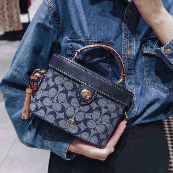 designer luxury women bag coch handbag fashion inclined shoulder bags cc versatile purses cochs totes large capacity saddle coal wallet 5a98
designer luxury women bag coch handbag fashion inclined shoulder bags cc versatile purses cochs totes large capacity saddle coal wallet 5a98