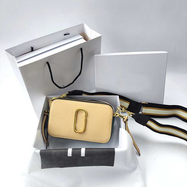 crossbody bags designer bag women fashion simple wide shoulder leather strap color matching small square cross body camera wallets 221029
crossbody bags designer bag women fashion simple wide shoulder leather strap color matching small square cross body camera wallets 221029