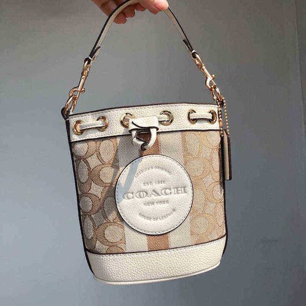 designer luxury women the tote bag fashion versatile handbags shoulder crossbody bags purse telfars totes large capacity saddle wallets 7a p
designer luxury women the tote bag fashion versatile handbags shoulder crossbody bags purse telfars totes large capacity saddle wallets 7a p