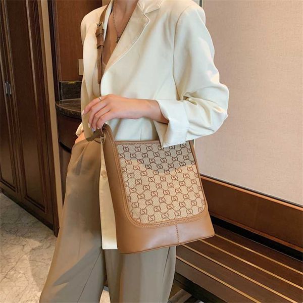 purses bucket large capacity female minority underarm bag new flower letter sling single shoulder messenger bag handbag black friday
purses bucket large capacity female minority underarm bag new flower letter sling single shoulder messenger bag handbag black friday