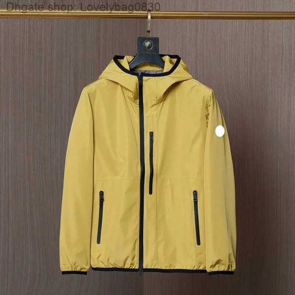 designer mens jackets fashion brand hooded thin men's coat luxury embroidered badges coats, Black;brown
designer mens jackets fashion brand hooded thin men's coat luxury embroidered badges coats, Black;brown