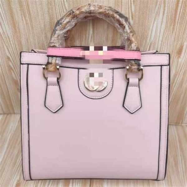 wrist purse autumn and winter new work hand bags one shoulder diagonal bucket tote bag women's hand handbags sale
wrist purse autumn and winter new work hand bags one shoulder diagonal bucket tote bag women's hand handbags sale