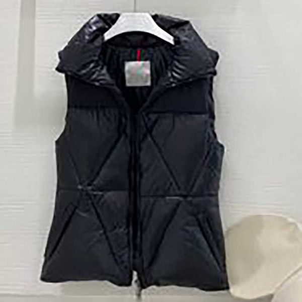 designer brand women's vests diamond embroidery badge ladies jacket down jacket light sports slim clothing label complete, Black;white
designer brand women's vests diamond embroidery badge ladies jacket down jacket light sports slim clothing label complete, Black;white