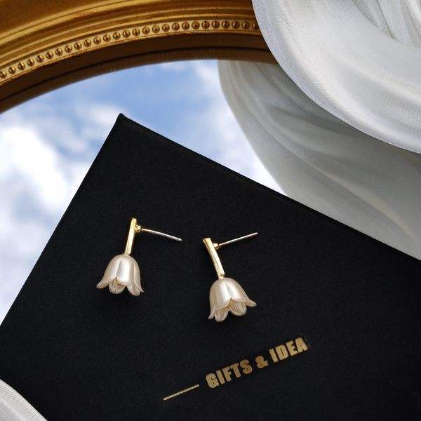 court french tulip pearl earrings charm tender baroque shaped freshwater full pearl 925 silver needle handmade design matte temperament vint, Golden
court french tulip pearl earrings charm tender baroque shaped freshwater full pearl 925 silver needle handmade design matte temperament vint, Golden