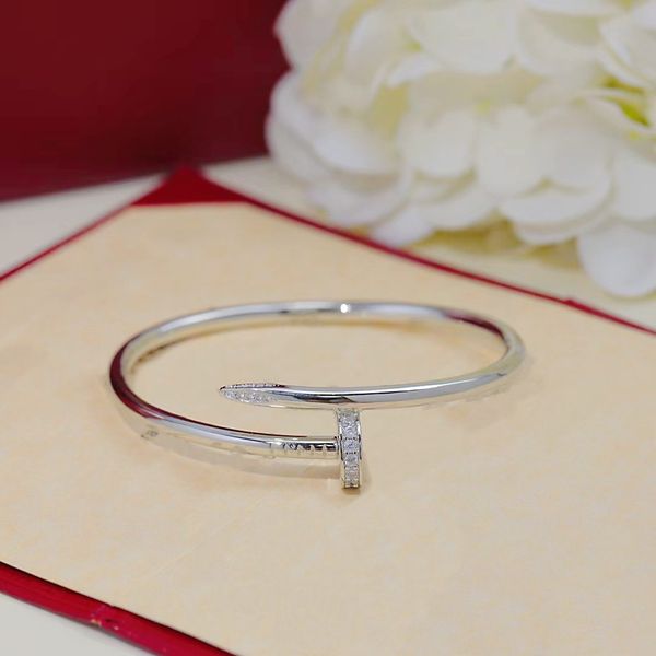 18k gold nail bangle europe and america luxury bracelet men and women's wedding love gift 316l stainless steel jewelry factory wholesal, Black
18k gold nail bangle europe and america luxury bracelet men and women's wedding love gift 316l stainless steel jewelry factory wholesal, Black