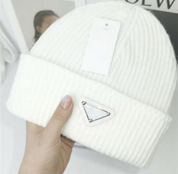luxury knitted hat brand designer beanie cap men's and women's fit hat 100% cashmere letter leisure skull hats outdoor fashion, Blue;gray
luxury knitted hat brand designer beanie cap men's and women's fit hat 100% cashmere letter leisure skull hats outdoor fashion, Blue;gray