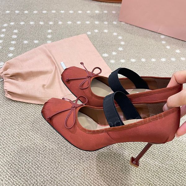 shoes dress high women's heels miu wedding bow formal shoes designer luxury satin elastic 9.5cm casual square toe black white red pink
shoes dress high women's heels miu wedding bow formal shoes designer luxury satin elastic 9.5cm casual square toe black white red pink