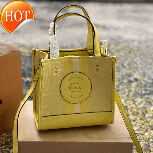luxuries designers women coch bag cochs crossbody handbag shoulder totes bags cc designer handbags tote purses wallet v50c
luxuries designers women coch bag cochs crossbody handbag shoulder totes bags cc designer handbags tote purses wallet v50c