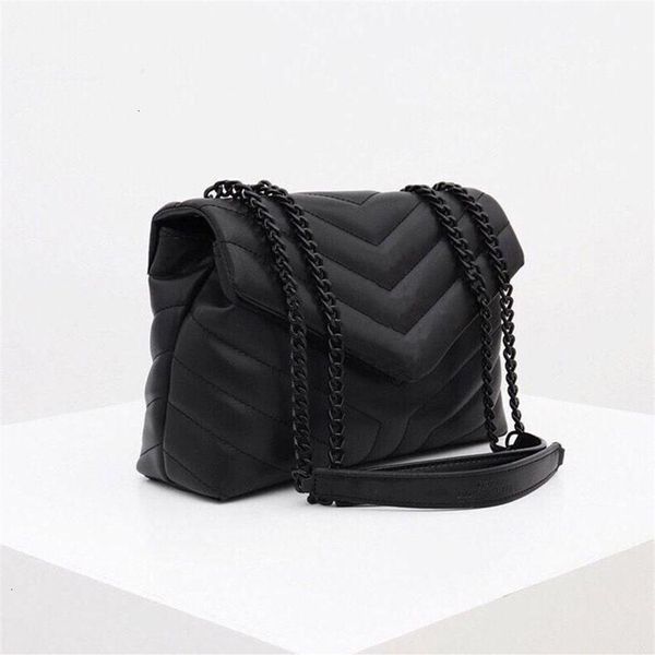 2021 designer luxury classic one-shoulder messenger bag ladies fashion brand single chain outdoor shopping universal2425
2021 designer luxury classic one-shoulder messenger bag ladies fashion brand single chain outdoor shopping universal2425