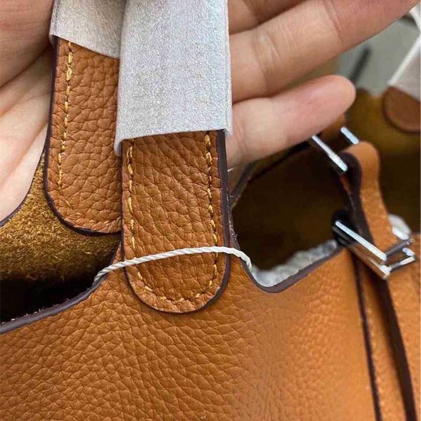 clearance new women's litchi pattern kraft vegetable basket handbag with liner dual purpose
clearance new women's litchi pattern kraft vegetable basket handbag with liner dual purpose
