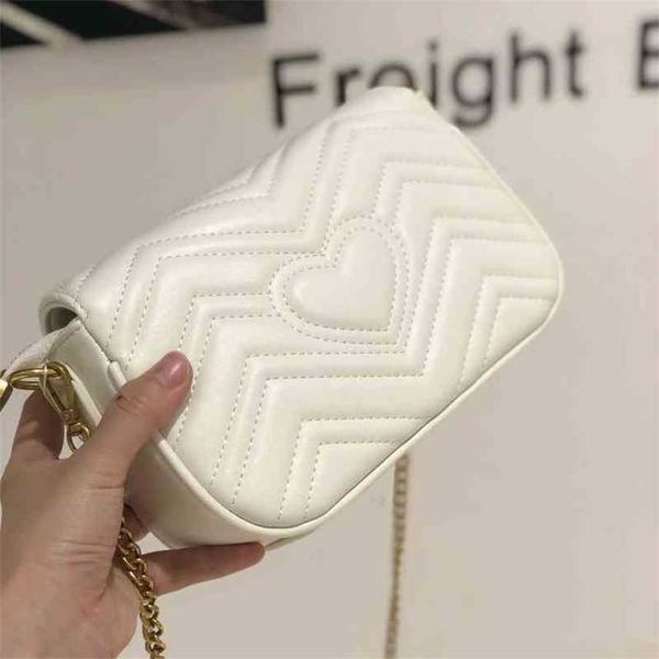handbags outlet women's 2022 new style popular chain versatile messenger leather small square bag
handbags outlet women's 2022 new style popular chain versatile messenger leather small square bag