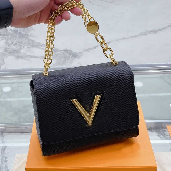 designer luxury women the tote bag fashion versatile handbags shoulder crossbody bags purse tories totes large capacity saddle wallets 7a 5z
designer luxury women the tote bag fashion versatile handbags shoulder crossbody bags purse tories totes large capacity saddle wallets 7a 5z