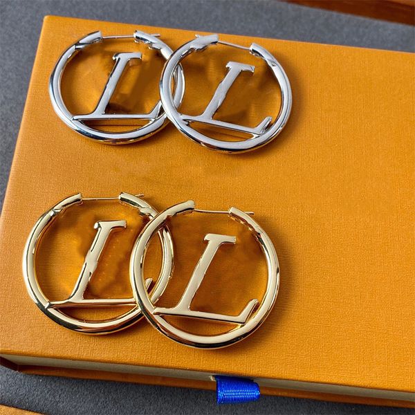 designer luxury fashion wedding jewelry ladies 18k gold plated simple large circle letter earrings heart-shaped titanium stud engagement jew, Golden;silver
designer luxury fashion wedding jewelry ladies 18k gold plated simple large circle letter earrings heart-shaped titanium stud engagement jew, Golden;silver