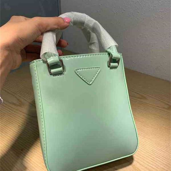 new summer bright face tote mini bag versatile handbag one shoulder messenger bag
new summer bright face tote mini bag versatile handbag one shoulder messenger bag