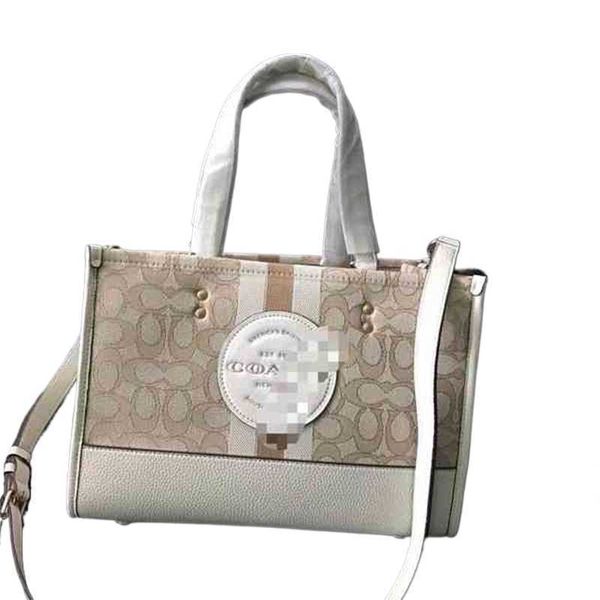 designer luxury women the tote bag fashion versatile handbags shoulder crossbody bags purse telfars totes large capacity saddle wallets 7a 8
designer luxury women the tote bag fashion versatile handbags shoulder crossbody bags purse telfars totes large capacity saddle wallets 7a 8