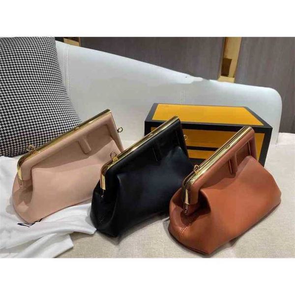 10% off 2023 designer bag store unique leather lock clip celebrity dinner cloud single diagonal cross hand holding femalerz61
10% off 2023 designer bag store unique leather lock clip celebrity dinner cloud single diagonal cross hand holding femalerz61