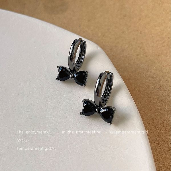 zircon bowknot earrings charm tender baroque shaped freshwater full pearl 925 silver needle handmade design matte temperament vintage, Golden
zircon bowknot earrings charm tender baroque shaped freshwater full pearl 925 silver needle handmade design matte temperament vintage, Golden