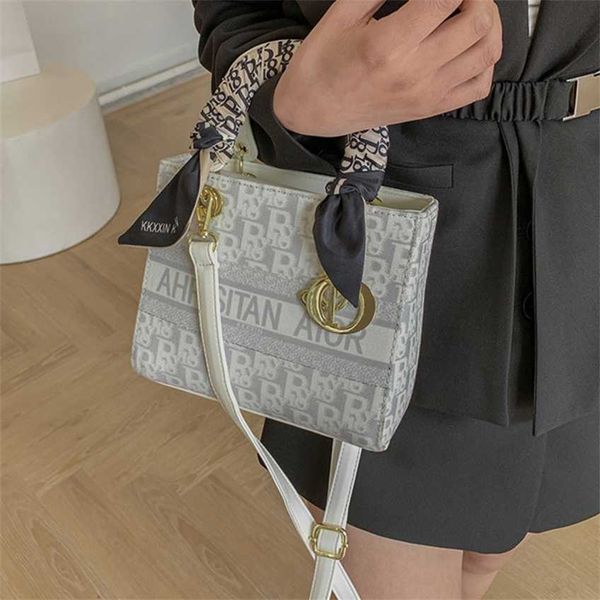 clearance bag outlet new sling single shoulder cross carry fashion versatile advanced sense of style princess bag purses sale
clearance bag outlet new sling single shoulder cross carry fashion versatile advanced sense of style princess bag purses sale