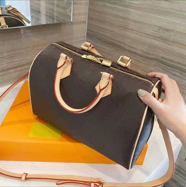 designer brand totes cross body ndbags speedy crossbody bag shoulder messenger packages package m41112 n41368 n41373 hatote purse pouch casu
designer brand totes cross body ndbags speedy crossbody bag shoulder messenger packages package m41112 n41368 n41373 hatote purse pouch casu