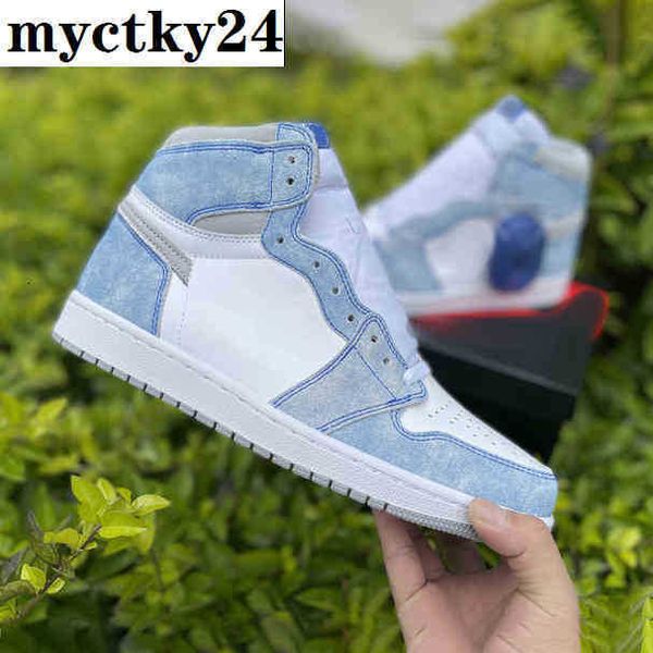 jumpman 1s basketball shoes hyper royal white suede fresh color delicate texture classic shape
jumpman 1s basketball shoes hyper royal white suede fresh color delicate texture classic shape