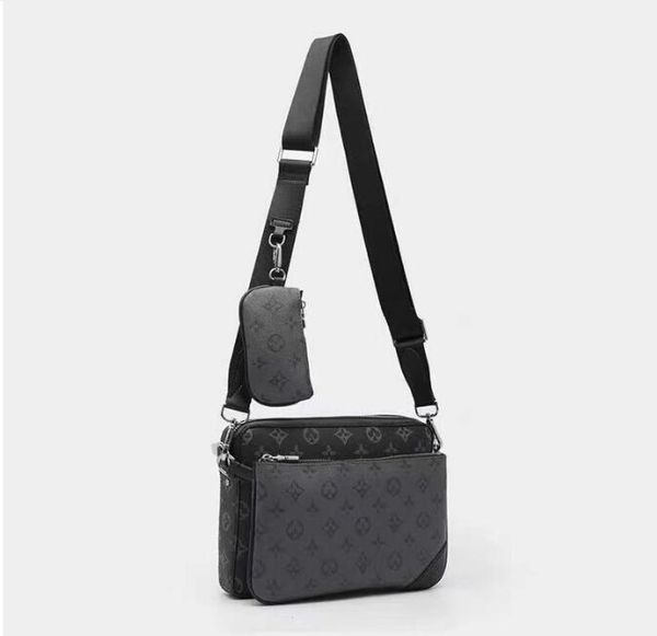 3pcs/set wallets women / man black flower designers bags messenger bags louise purse vutton crossbody viuton bag, Red;black
3pcs/set wallets women / man black flower designers bags messenger bags louise purse vutton crossbody viuton bag, Red;black