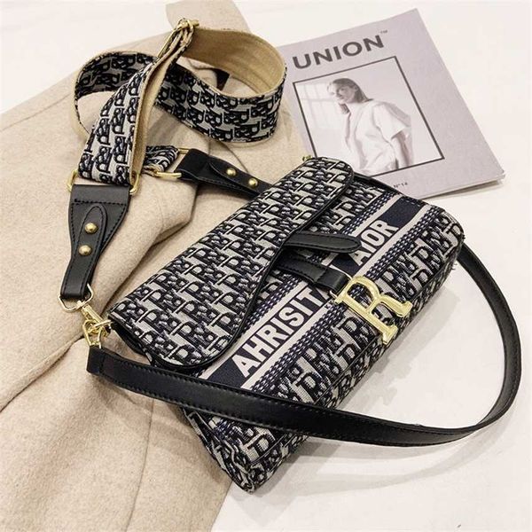purses bag women new fashion canvas embroidery sling single underarm letter wide shoulder strap messenger bag handbag black friday, Black;red
purses bag women new fashion canvas embroidery sling single underarm letter wide shoulder strap messenger bag handbag black friday, Black;red