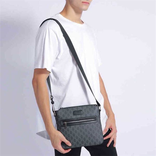 men's bag vertical square line sling one shoulder bag messenger business leather men's
men's bag vertical square line sling one shoulder bag messenger business leather men's