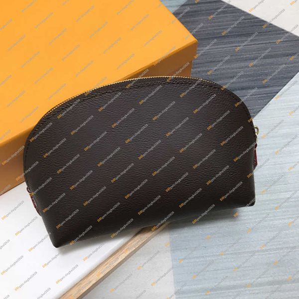ladies fashion casual designer cosmetic bag storage bags coin purse 5a brown flower & checkerboard m47353 m47515 n47516
ladies fashion casual designer cosmetic bag storage bags coin purse 5a brown flower & checkerboard m47353 m47515 n47516