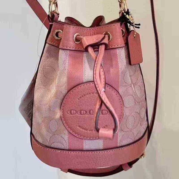 designer luxury women the tote bag fashion versatile handbags shoulder crossbody bags purse telfars totes large capacity saddle wallets 7a b
designer luxury women the tote bag fashion versatile handbags shoulder crossbody bags purse telfars totes large capacity saddle wallets 7a b