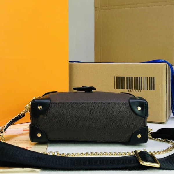 designer luxury women the tote bag fashion versatile handbags shoulder crossbody bags purse tories totes large capacity saddle wallets 7a mc
designer luxury women the tote bag fashion versatile handbags shoulder crossbody bags purse tories totes large capacity saddle wallets 7a mc