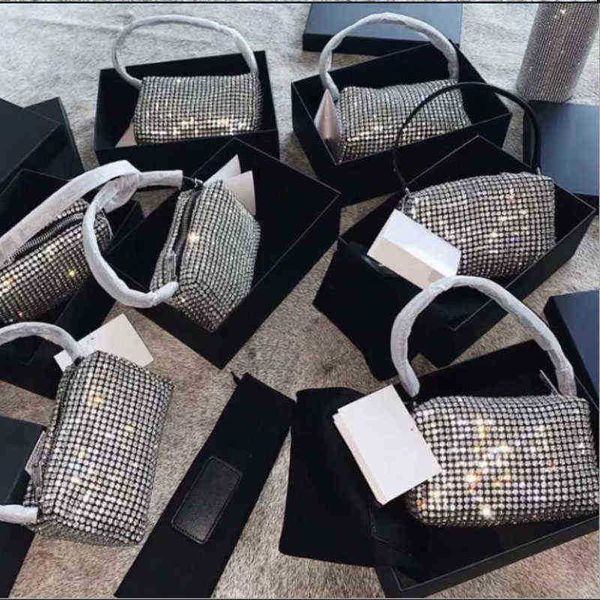 evening bags new rhinestone handbag for women bag diamonds shoulder purse ladies female crossbody shining diamond 220623
evening bags new rhinestone handbag for women bag diamonds shoulder purse ladies female crossbody shining diamond 220623