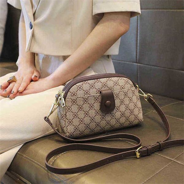 oblique cross small bag mini shell version new printed square 2022 summer mother mobile purses
oblique cross small bag mini shell version new printed square 2022 summer mother mobile purses
