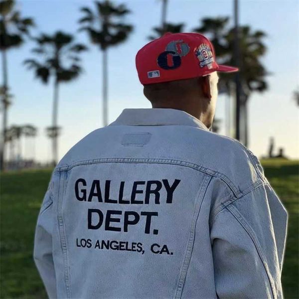 jackets designer trendy dept galleryes high edition 22ss damaged design letter embroidery wash used denim jacket coat, Black;brown
jackets designer trendy dept galleryes high edition 22ss damaged design letter embroidery wash used denim jacket coat, Black;brown