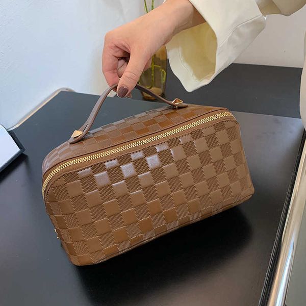 cosmetic bags cases korean version portable cosmetic bag for women large capacity fashion advanced sense portable travel cosmetics storage b
cosmetic bags cases korean version portable cosmetic bag for women large capacity fashion advanced sense portable travel cosmetics storage b
