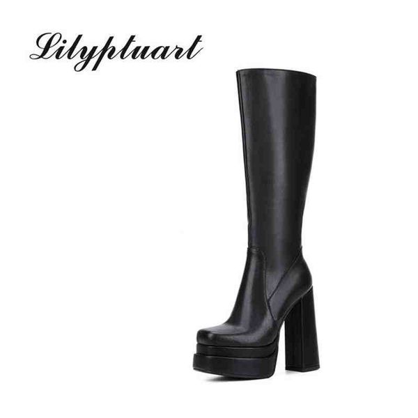 boots new fashion autumn winter warm shoes women long high heels chunky platform black beige zipper party knee 220901
boots new fashion autumn winter warm shoes women long high heels chunky platform black beige zipper party knee 220901